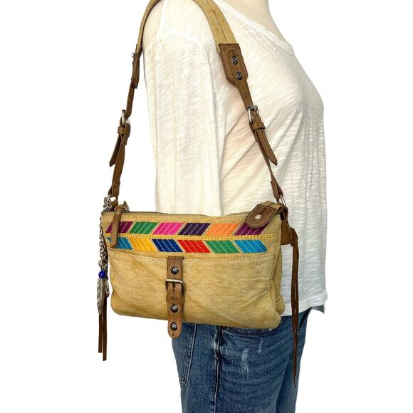 Lucky Brand Arrow Linen Canvas Shoulder Bag Boho Baguette Natural Tan Color - Picture 1 of 13